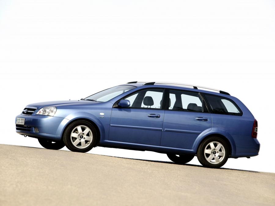  Daewoo Nubira Wagon 2004 года  (фото 12 из 16)